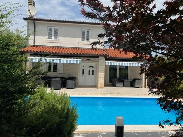 Casa Di Oliva Villa Brtonigla Bagian luar foto