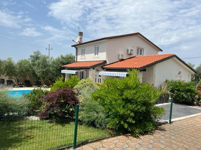 Casa Di Oliva Villa Brtonigla Bagian luar foto